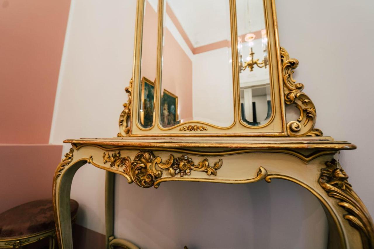 Stanze Etnea 380 Hotel Catania Bagian luar foto